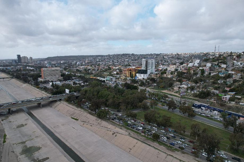 Terreno En Venta En Vía Rápida Tijuana