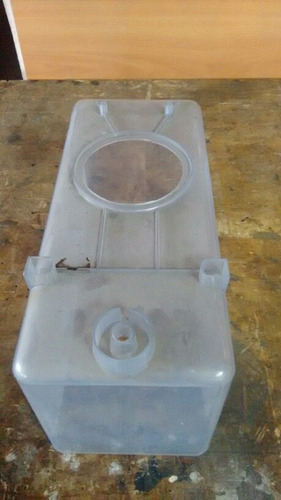 Imagen 3 de 10 de Envases De Acrílico Para Máquina De Jugos ,te Y Granizados