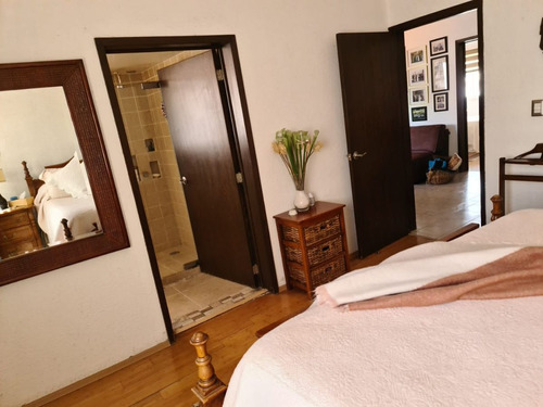 En Venta Residencia En Carretas, Super Cétrica, De Super Lujo !!