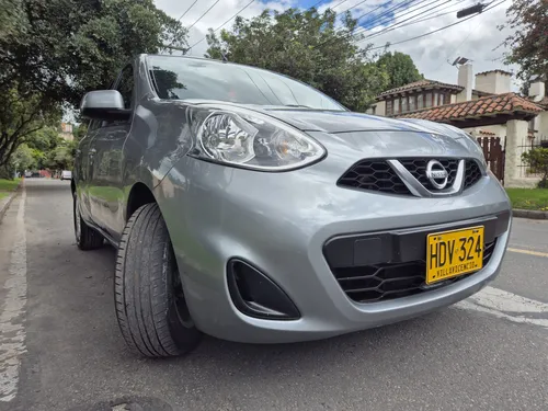 Nissan March 1.6 Sense