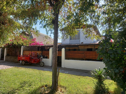 Vendo Casa 4d 1b 3e En El Estero, Estación Central