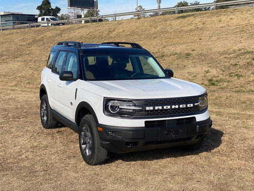 Imagen 6 de 15 de Ford 2022 Bronco 2.0 T Sport Wildtrak
