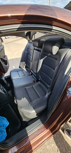 Volkswagen Vento 1.4 Highline 150cv