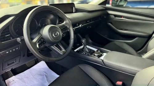 Mazda 3 Touring At Mhev (paño) 2025