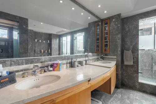 Apartamento En Venta En Chicó Navarra. Cod V16129