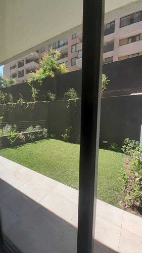 Imagen 2 de 7 de Departamento Con Jardín, Cerca Metro Monseñor Eyzaguirre