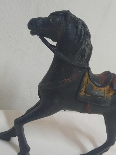 Caballo Antiguo De Juguete Plástico Duro  