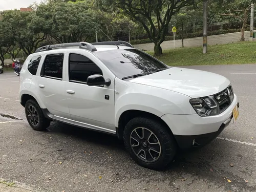 Renault Duster 2.0 Dynamique Intens 4x4 Mt