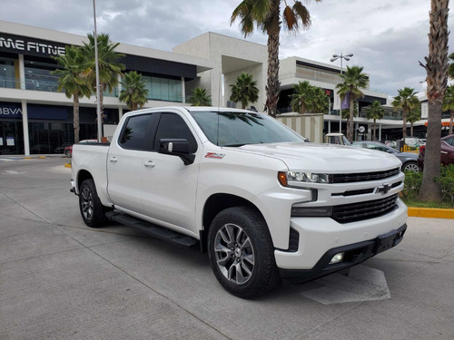 Imagen 2 de 15 de Chevrolet Cheyenne 2020 5.4 2500 Doble Cab Lt Z71 4x4 At