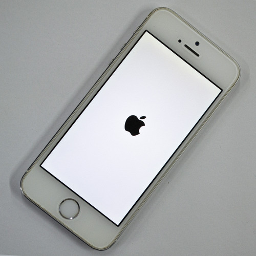 Apple iPhone 5s 16gb Tela 4.0 Retina 4g 8mp Anatel Outlet