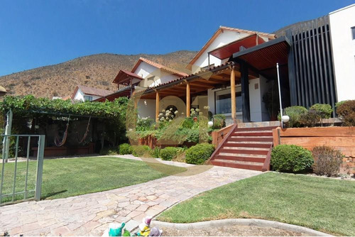 Se Vende Espectacular Casa Lomas De Lo Aguirre