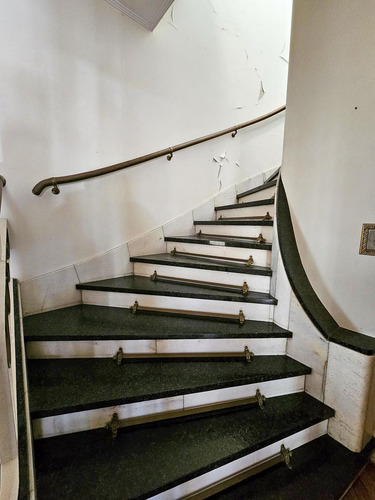 Casa 5 Ambientes Con Dependencia En Villa Devoto