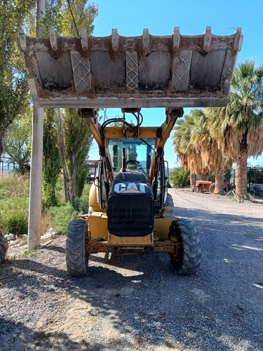 Retroexcavadora Caterpillar 416 E