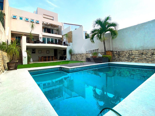 Casa En Venta En Fraccionamiento Los Cizos En Cuernavaca Morelos