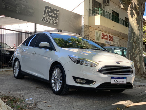 Ford Focus Iii 2.0 Titanium Gnc - 2016 - Impecable