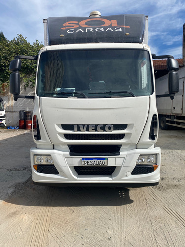 Iveco Tector 170e21 4x2 - 2020 Com Baú