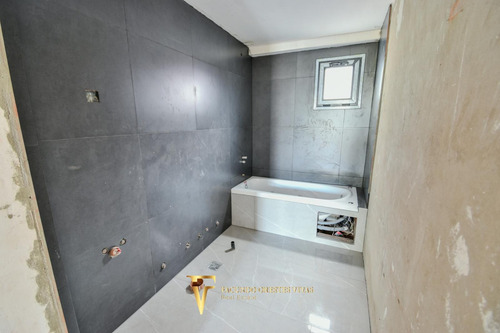 Venta Mataderos Departamento 4 Ambientes Balcon Categoria