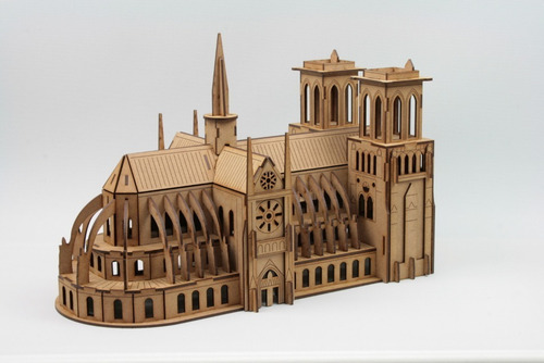 Imagen 3 de 7 de Rompecabezas 3d Catedral Notre Dame Fibrofacil Mdf Maqueta