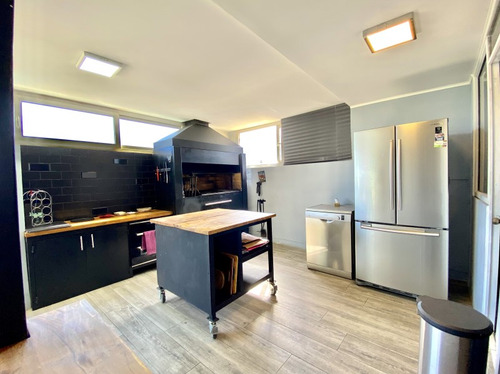 Excelente Conectividad, Parrilla Interior, 2d+servicio
