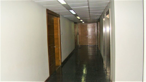 Imagen 10 de 15 de Oficina En Venta En Vitacura Sector Muy Exclusivo