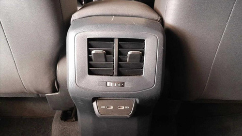 Volkswagen T-Cross 1.0 200 TSI TOTAL FLEX COMFORTLINE AUTOMÁTICO