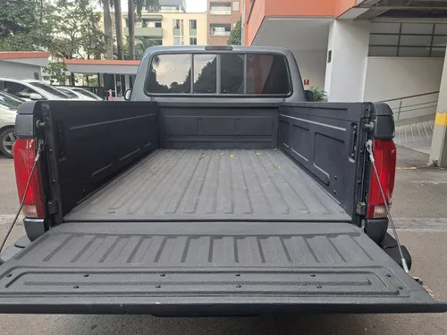Ford F-150 5.0 Xlt Flare Side