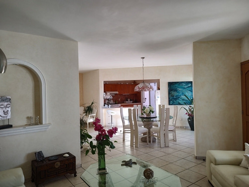 Imagen 5 de 24 de Bonita Casa En Fraccionamiento Joyas De Cortes Al Norte De Cuernavaca Tiene Una Exelente Vista Y El Clima Es Sensacional