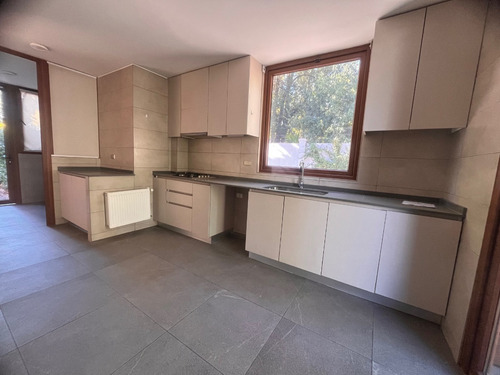 Excelente Casa En Condominio Lo Fontecilla