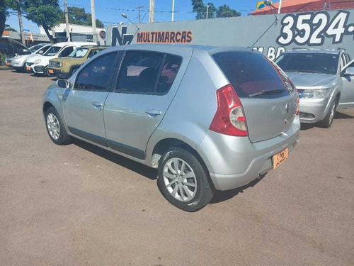 Imagem 4 de 12 de Renault Sandero 1.6 16v Privilege 2009