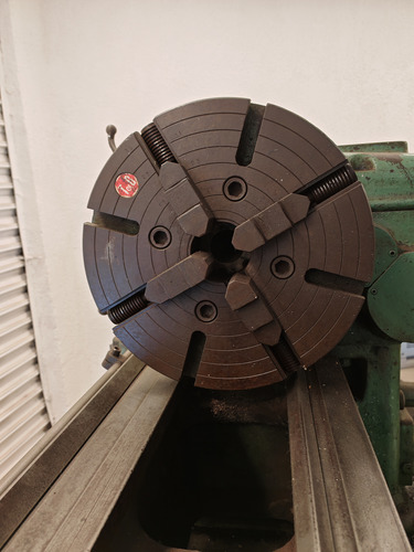 Torno Universal En Venta (Usado)