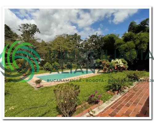 Finca En Venta En Guatiguara. Cod V61076