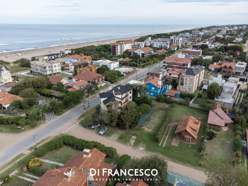 Complejo En Venta Lote Multifamiliar De 559 M2 - 100 M Del Mar Pinamar