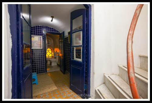 Con Renta! Encantadora Casa Estilo En Cuatro Niveles