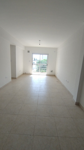 Departamento A Estrenar Con Cochera En El Centro De San Justo