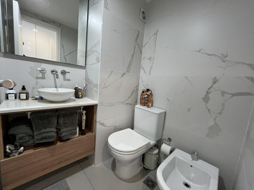 Departamento De 1 Dormitorio Con Comodín, Vista Al Río Y Amenities