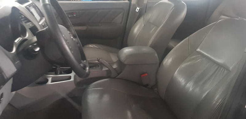 Toyota Hilux Cd Srv D4-d 4x4 3.0 Tdi Diesel Aut