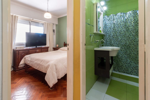Imagen 18 de 26 de Venta Dpto 3 Amb C/balcon En Pompeya. Pura Luz!