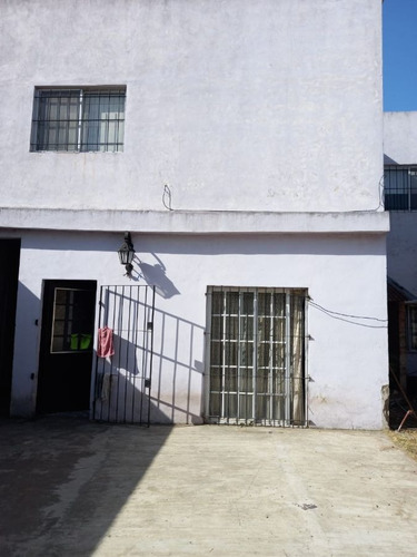 Imagen 14 de 30 de Casa En 2 Plantas A La Venta De 4 Ambientes En Jose C Paz