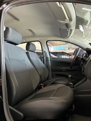Volkswagen Voyage 1.6 MSI TOTALFLEX 4P MANUAL