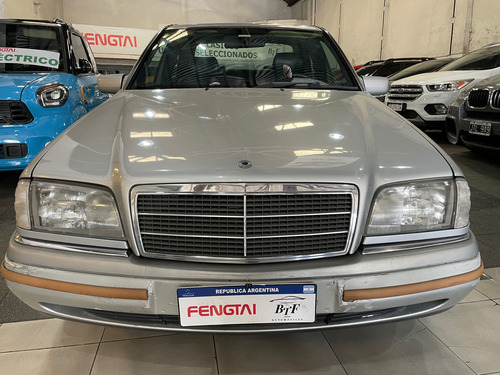 Mercedes Benz C220