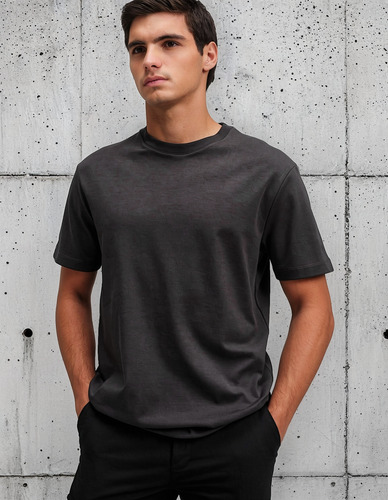 Remera Etiqueta Negra Cuello Redondo Boxy Luxury Touch I25