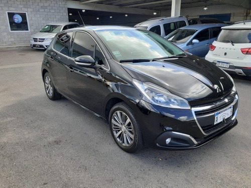 Peugeot 208 Feline 1.6 2018 Dg