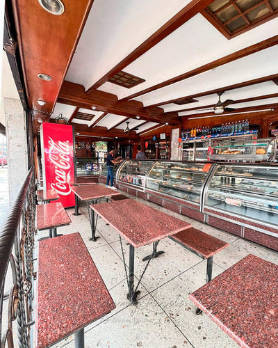 En Venta: Fondo De Comercio Panadería En Esquina Céntrica Concurrida Av. Ayacucho, Maracay Aragua