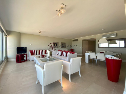 Imagen 4 de 24 de Excelente Apartamento Con 3 Dormitorios Y Vista Increíble