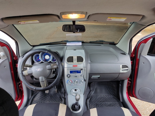 Imagen 8 de 12 de Chery Arauca 1.3 L