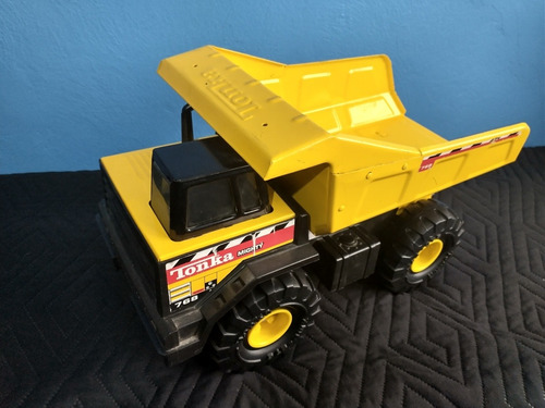 Tonka Steel Classics Mighty Dump Truck Usado 