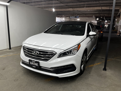 Hyundai Sonata 2.0T Sport