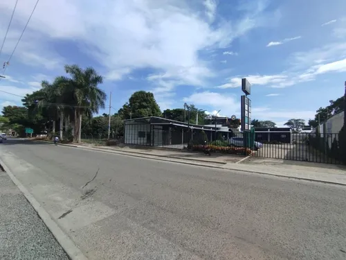 Local En Arriendo En Rozo. Cod A10388