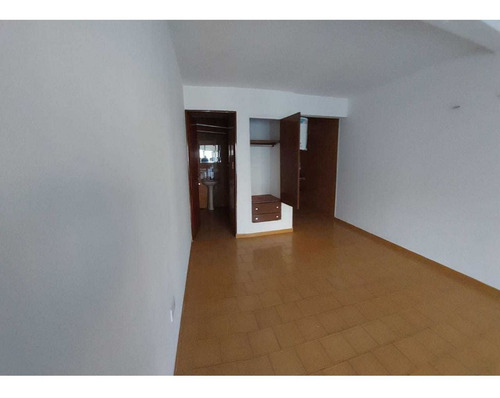 Imagen 5 de 13 de Monoambiente En Venta Sobre Santa Rosa Y Neuquen, Alberdi.