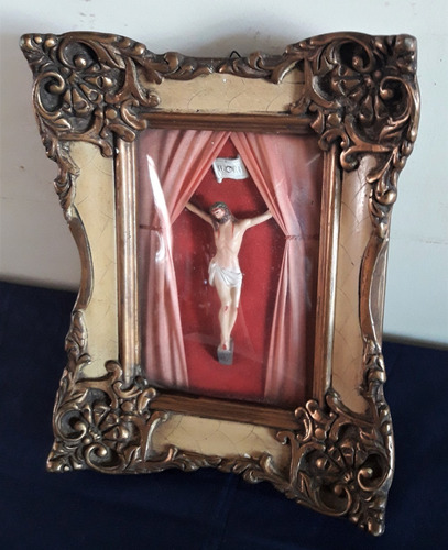 Cuadro Vintage Con Cristo, Marco Dorado. Años 1950